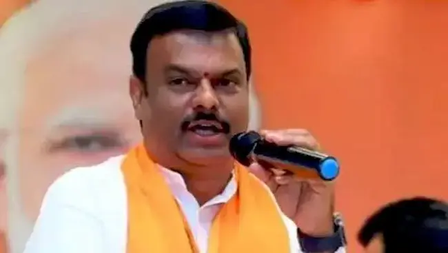 నీట్ వివాదంతో వైషమ్యాలు రెచ్చగొట్టే కుట్ర