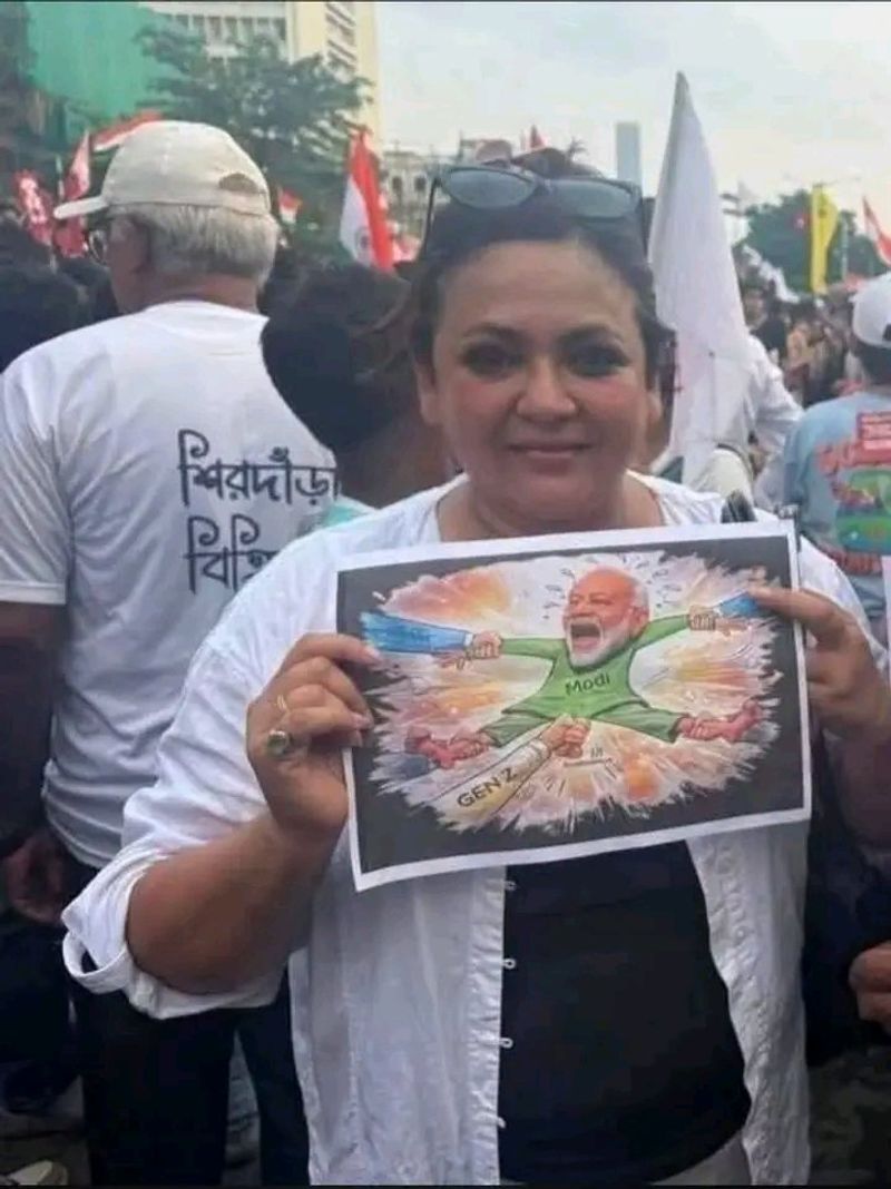 ప్రధానిపై అస్లీల పోస్టర్… బెంగాలీ నటి శ్రీలేఖ మిత్రాను అరెస్ట్ చేయాలి!
