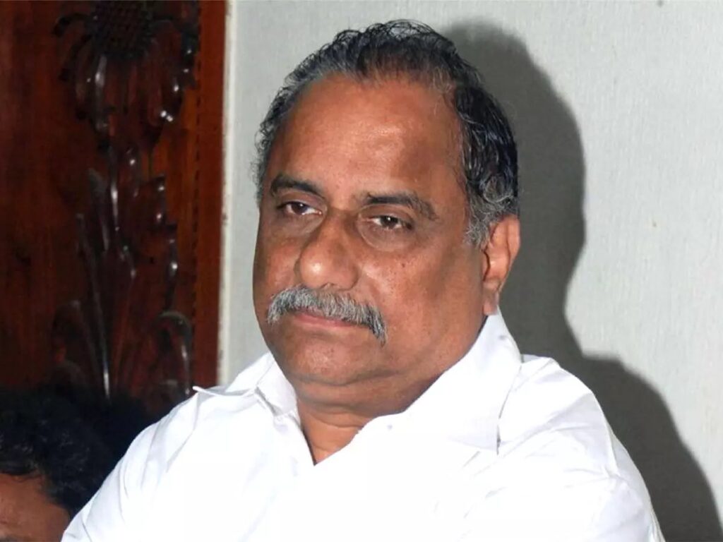మాజీ మంత్రి ముద్రగడ పద్మనాభం కన్నుమూత