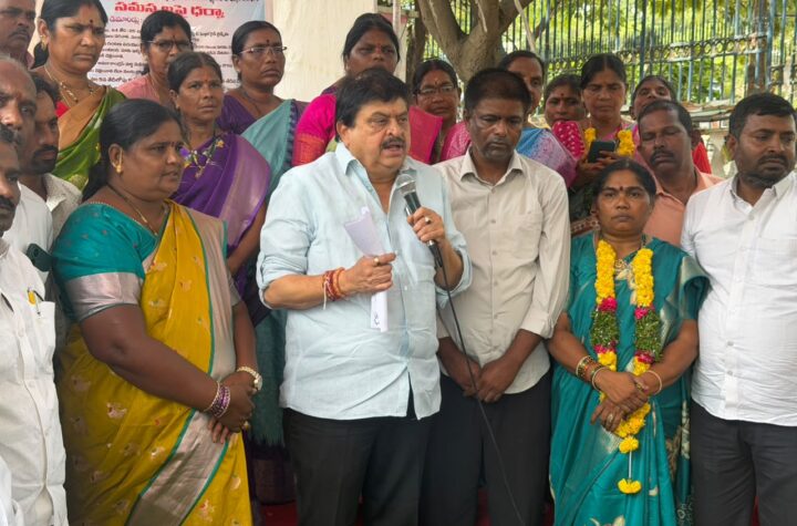 మధ్యాహ్న భోజన కార్మికుల డిమాండ్లను వేంటనే పరిష్కరించాలి 