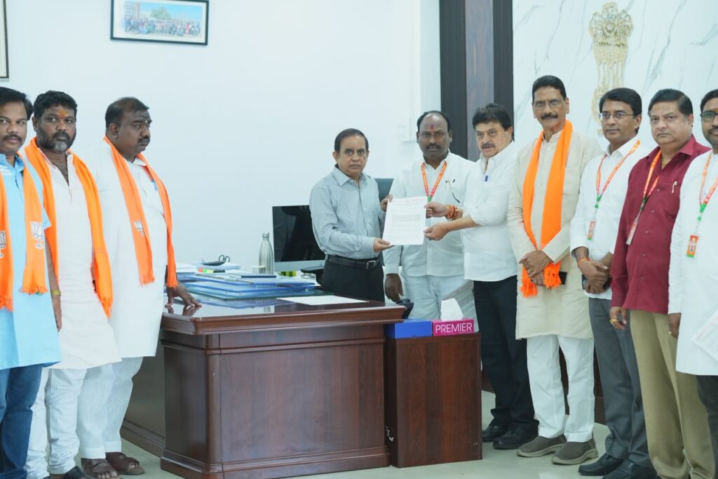 ఎస్ఐఆర్ ప్రక్రియలో ఓటర్లపై బెదిరింపులు,  బీఎల్‌ఓలపై  వత్తిళ్లు