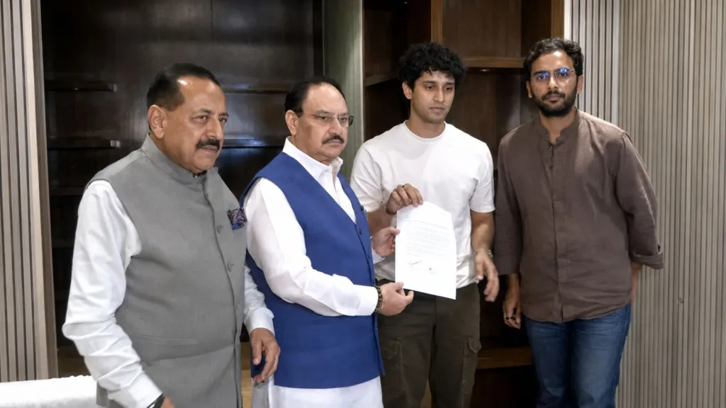 ధర్మేంద్ర ప్రధాన్ రాజీనామాపై గడువు కోరిన కేంద్రం