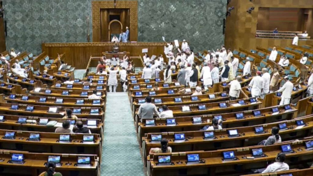 `వందేమాతరం’ బిల్లుకు లోక్‌సభ కూడా ఆమోదం