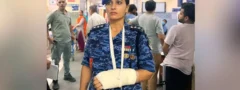 భద్రతా దళాలపైకి బూట్లు, చెప్పులు, బీర్ సీసాలు విసిరారు 