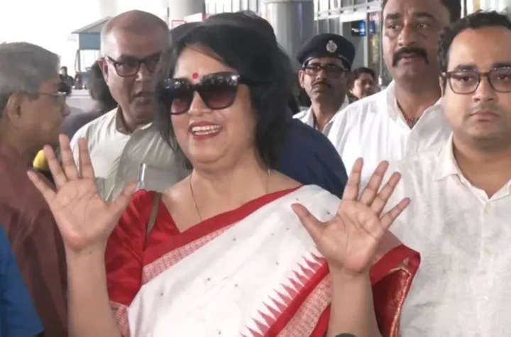 రెండు దశాబ్దాల తర్వాత  కోల్‌కతాకు తిరిగి వచ్చిన తస్లీమా నస్రీన్