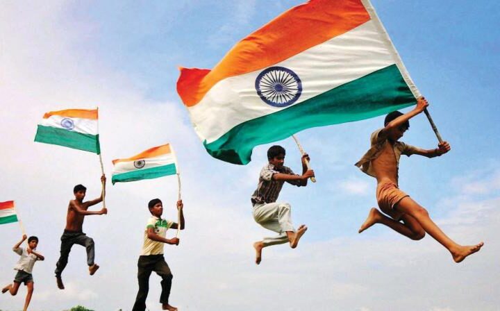 జాతీయ గేయాన్ని అవమానిస్తే మూడేళ్ల జైలు, ఫైన్‌