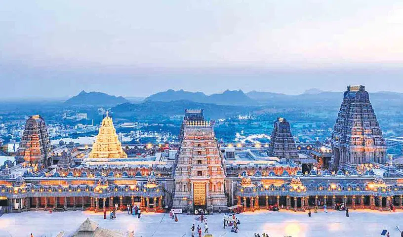 తిరుమల తరహాలో యాదాద్రి అభివృద్ధి