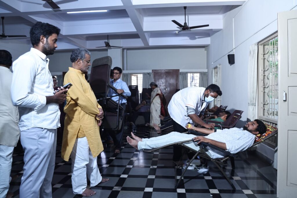 సేవా భారతి ఆధ్వర్యంలో డా. హెడ్గేవార్ బ్లడ్ సెంటర్