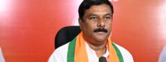 రూ. 4 లక్షల కోట్ల అప్పులతో తెలంగాణాలో ఆర్థిక అత్యవసర పరిస్థితి 