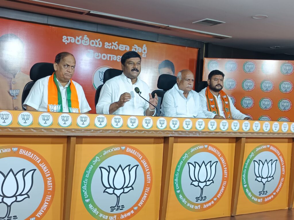 కాంగ్రెస్-బీఆర్ఎస్ ‘జేవీ లూట్’పై సీబీఐ, ఈడీ విచారణ జరపాలి 