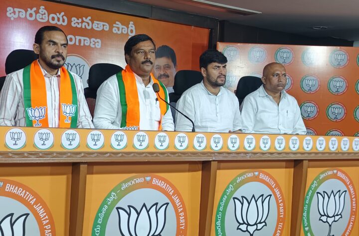 ’భూ భారతి’ మంత్రులకు వజ్రాల హారతి 