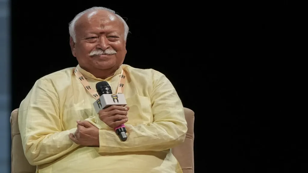 యువతరంతో మరింతగా మమేకం కావాలి.. భగవత్ 