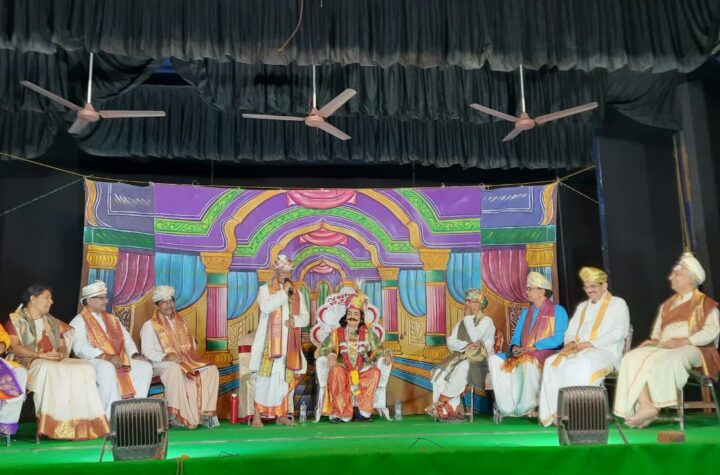 విజయవాడలో ఆకట్టుకున్న ‘భువన విజయము’ సాహిత్య రూపకం  