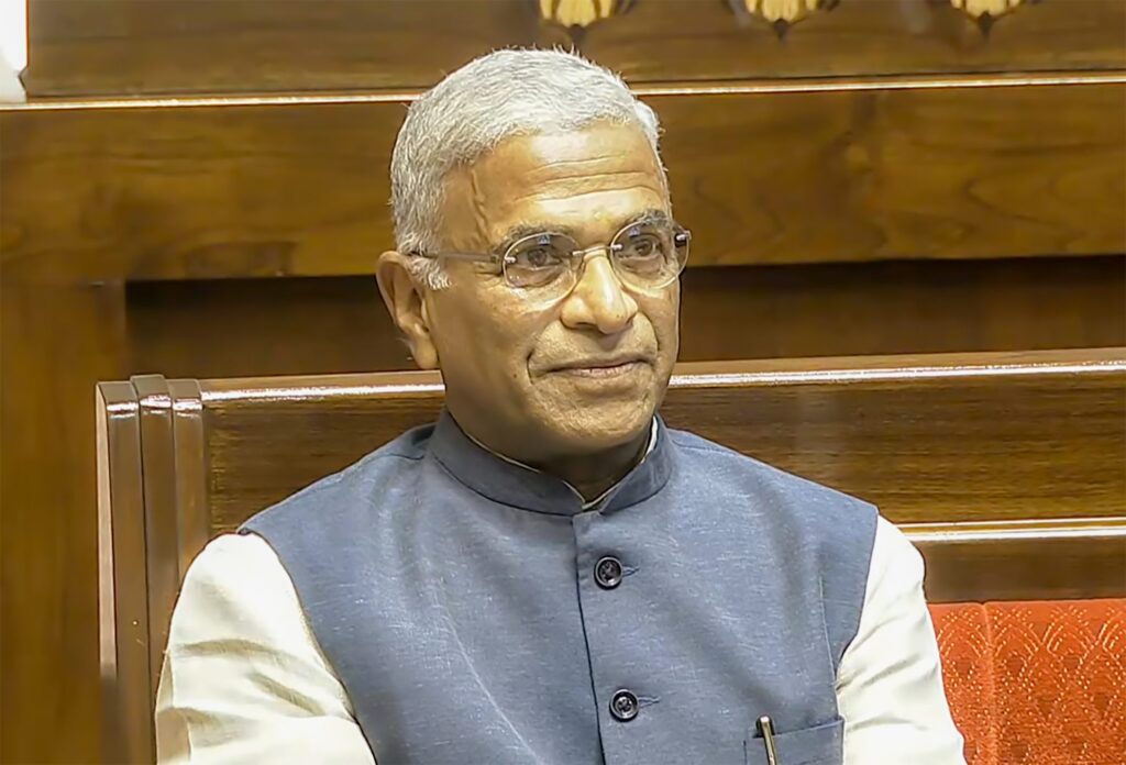 పార్లమెంటరీ ప్రజాస్వామ్యాన్నే నిర్వీర్యం చేసే ప్రయత్నం