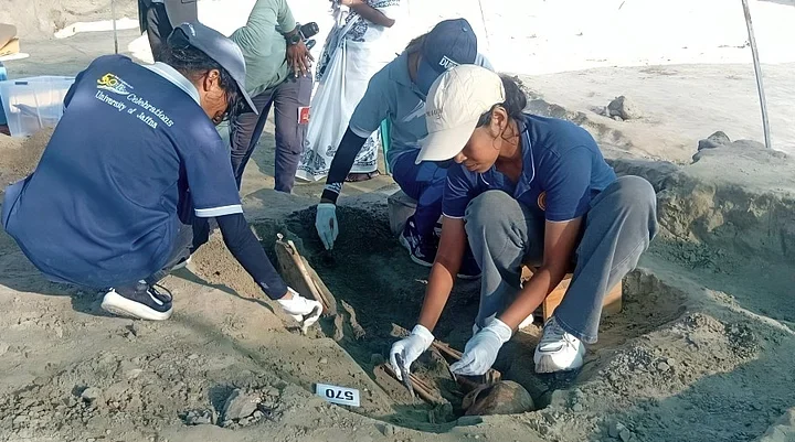 జాఫ్నాలో  బయటపడిన 582 అస్థిపంజరాలు 