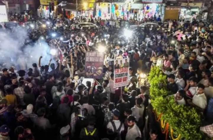 జేపీఎస్‌సీ పరీక్షల రద్దు నిర్ణయంపై ఝార్ఖండ్ హైకోర్టు స్టే