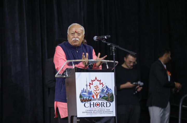 హిందువులు మేల్కొంటే, ప్రపంచం మేల్కొంటుంది.