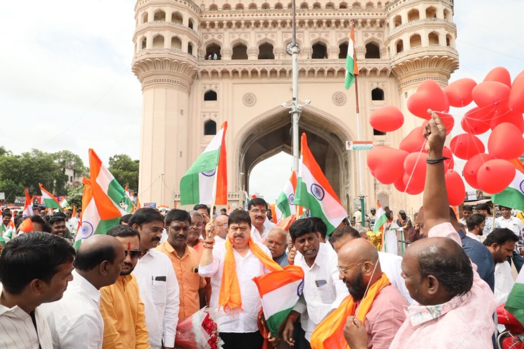 హర్ ఘర్ తిరంగాతో దేశభక్తి ఉప్పొంగుతోంది 