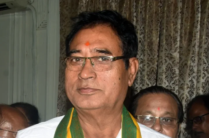 నేతాజీపై అనుచిత వ్యాఖ్యలు..బిజెపి ఎంపీ `బంగా విభూషణ్’ తొలగింపు