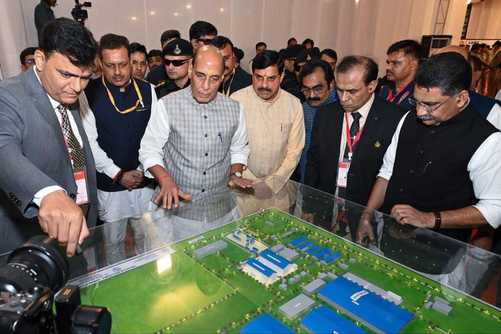 జబల్‌పూర్‌లోని  టి-సిరీస్ ట్యాంకుల ప్రాజెక్ట్‌కు భూమి పూజ