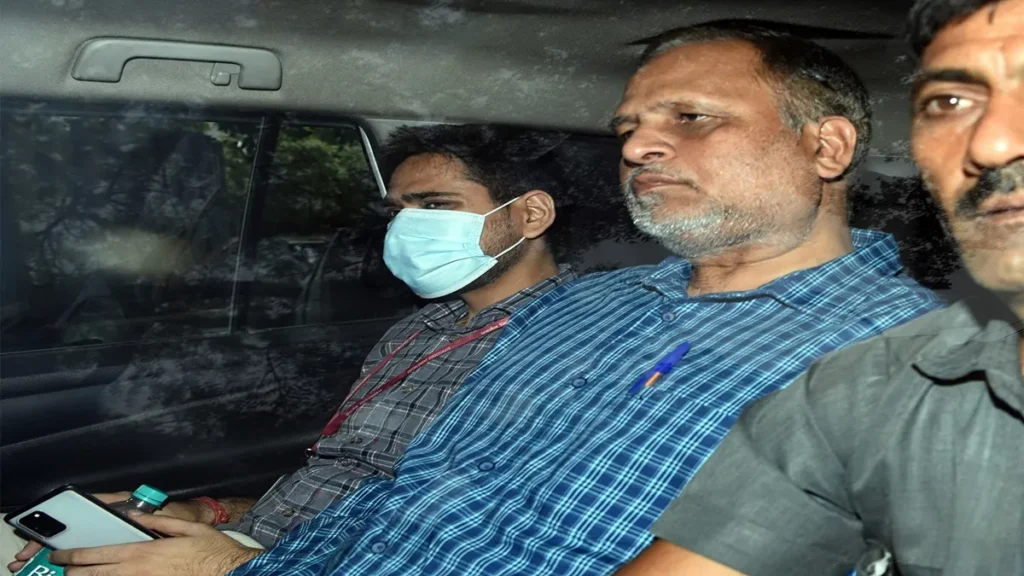 ఢిల్లీ ఎస్టీపీ టెండర్ల కుంభకోణంలో మాజీ మంత్రి సత్యేందర్ జైన్ అరెస్ట్