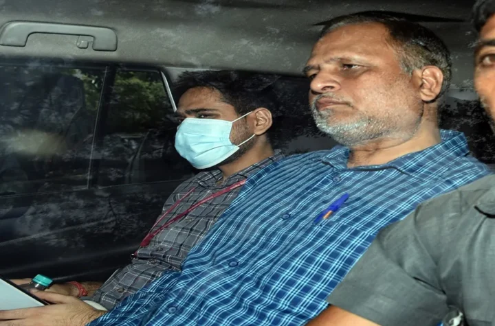 ఢిల్లీ ఎస్టీపీ టెండర్ల కుంభకోణంలో మాజీ మంత్రి సత్యేందర్ జైన్ అరెస్ట్