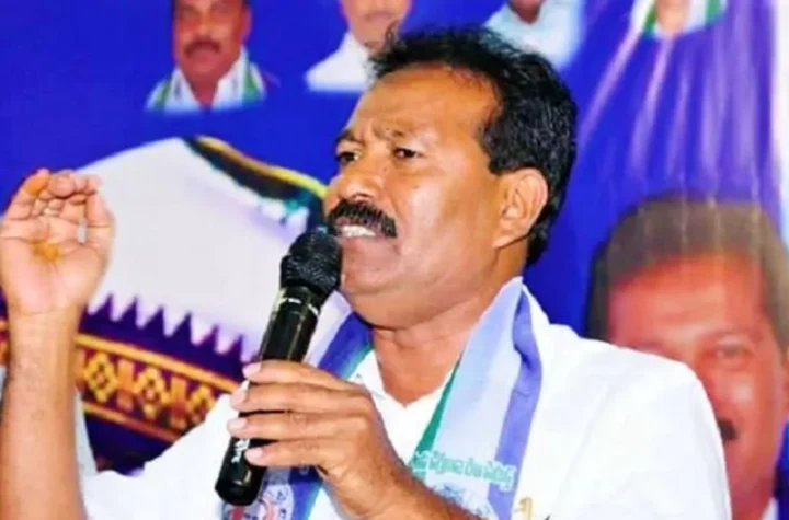 గుజరాత్‌లో వైఎస్సార్​సీపీ మాజీ ఎమ్మెల్యే ముస్తఫా అరెస్ట్