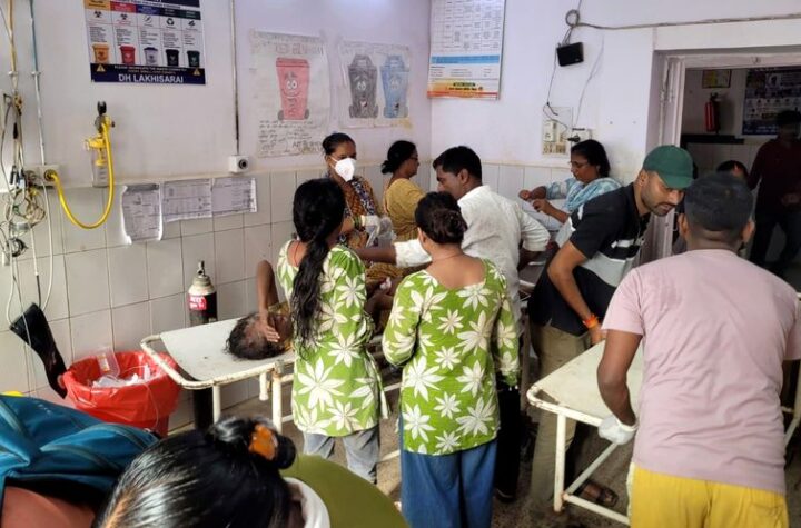 బీహార్ అశోక్ ధామ్ ఆలయం ప్రాంగణంలో తొక్కిసలాట