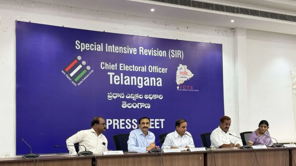 తెలంగాణ ఎస్ఐఆర్ ప్రక్రియలో 92 లక్షల మందికి నోటీసులు