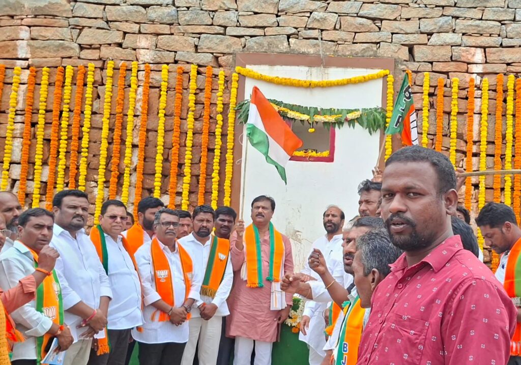 వీరబైరాన్‌పల్లి పోరాట స్ఫూర్తి ఘట్టం భావితరాలకు స్ఫూర్తి