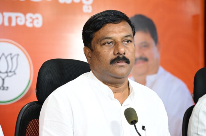అసెంబ్లీలో నడిచింది సభ కాదు…కాంగ్రెస్–బీఆర్ఎస్ పార్టీల నాటకం  