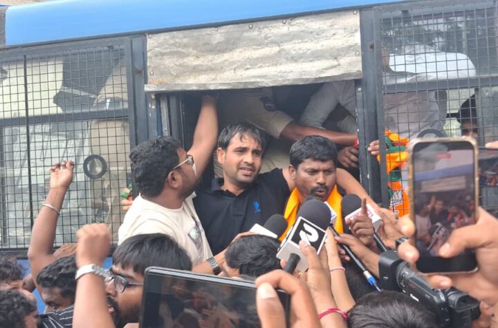 యువమోర్చ ధర్నాకు అనుమతి నిరాకరించడంతో అసెంబ్లీ ముట్టడి!