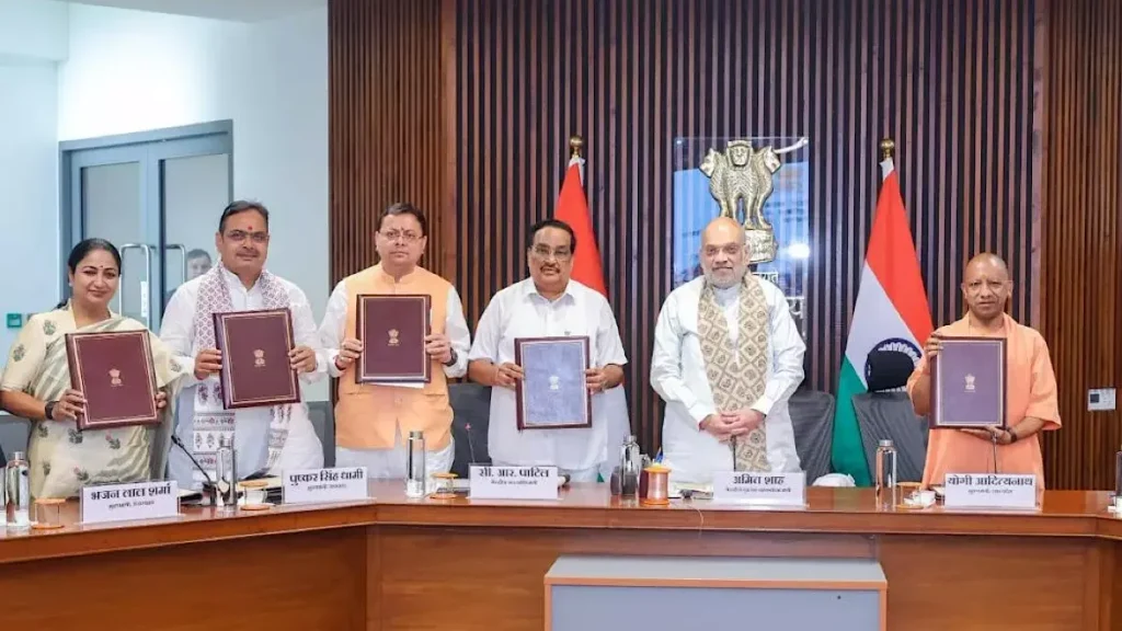 కిషౌ నీటి ప్రాజెక్టు ఒప్పందంపై ఆరుగురు ముఖ్యమంత్రుల సంతకాలు