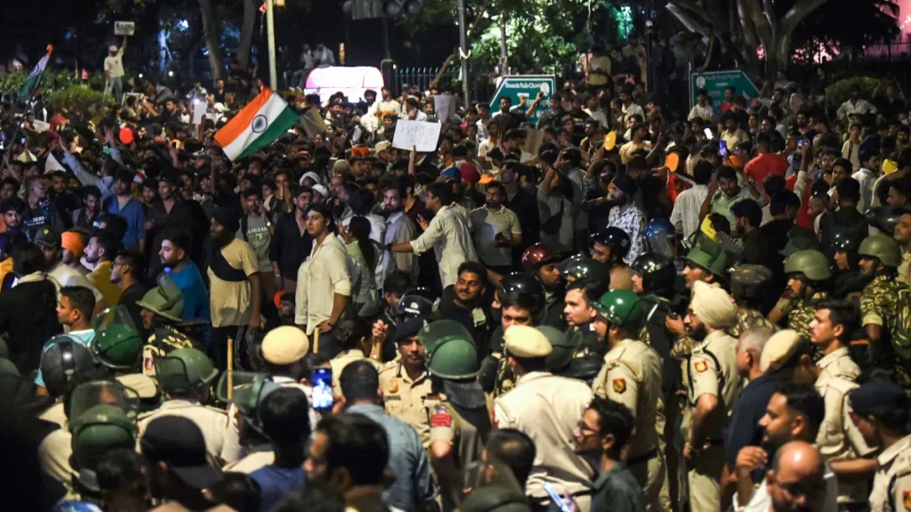 నీట్ విద్యార్థులపై నమోదైన ఎఫ్‌ఐఆర్‌లను కొట్టేసిన సుప్రీంకోర్టు