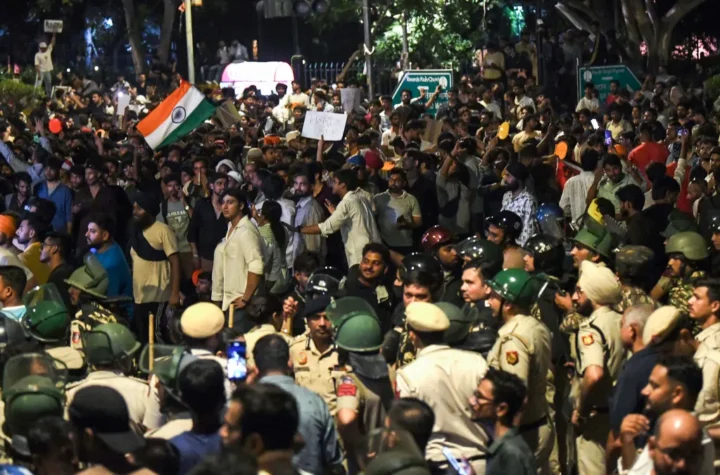 నీట్ విద్యార్థులపై నమోదైన ఎఫ్‌ఐఆర్‌లను కొట్టేసిన సుప్రీంకోర్టు
