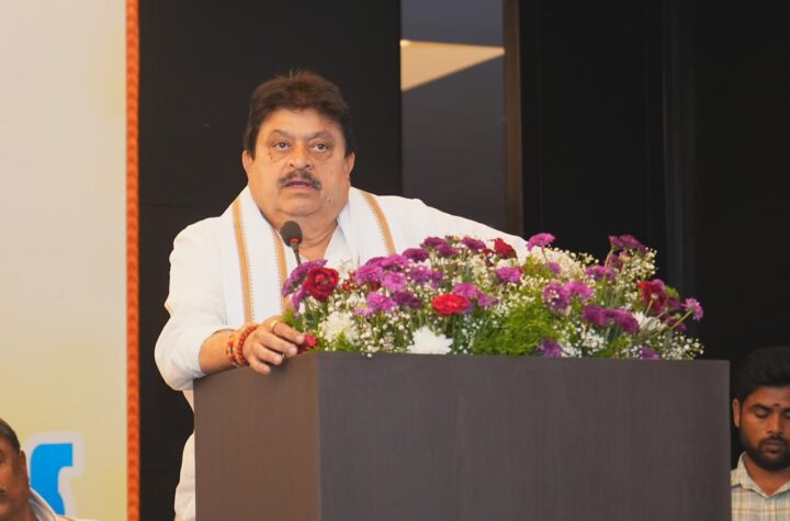 అసెంబ్లీలో  కాంగ్రెస్ – బీఆర్ఎస్ మ్యాచ్ ఫిక్సింగ్ డ్రామాలు 