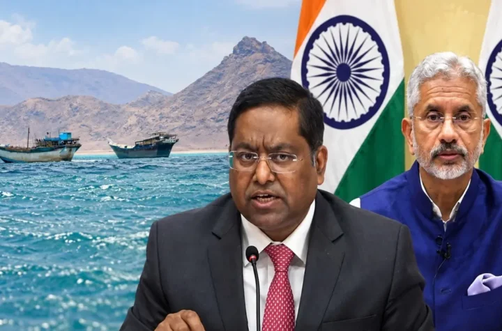 భారత్ నౌకను ఢీ కొనడంపై పాక్ వాదనను ఖండించిన భారత్   