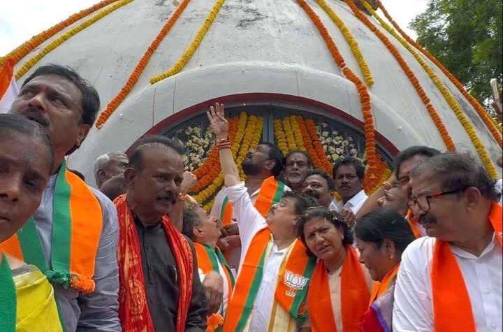 రాబోయే తరాలకు పరకాల అమరవీరుల స్ఫూర్తి