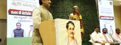 నెహ్రూ సోషలిజాన్ని వర్తింపచేసే ప్రయత్నంతో దేశం వెనుకంజ 