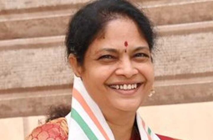 మహిళా కమిషన్ చైర్ పర్సన్‌ పదవి తిరస్కరించిన శారద!