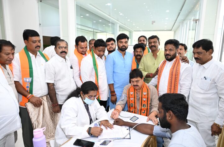 నాగోల్‌లో యువమోర్చ మెగా రక్తదాన శిబిరం