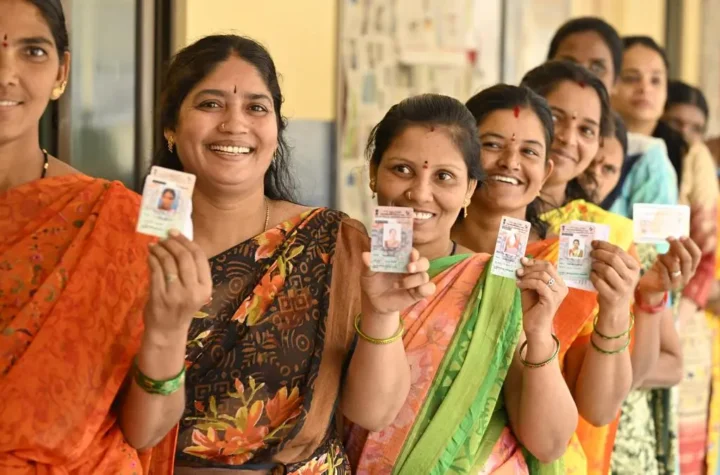 తెలంగాణ ఓటర్ల జాబితాలో ఆధిక్యంలో మహిళా ఓటర్లు!